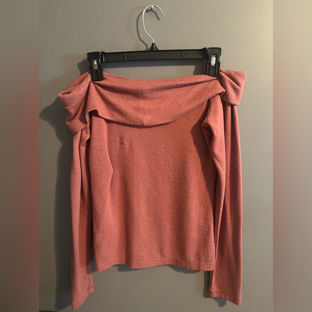 Off the shoulder//Abercrombie and fitch soft wear